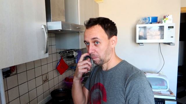 ВЫЖИВАЮ НЕДЕЛЮ на СВЕТОФОРЕ ? День 1 смотреть онлайн