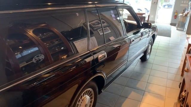 1988 Toyota Crown Hearse walk around смотреть онлайн