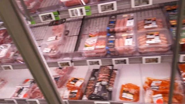 Netto. Нашли елки. Обзор цен, небольшая закупка. Идем домой. 2 часть. смотреть онлайн