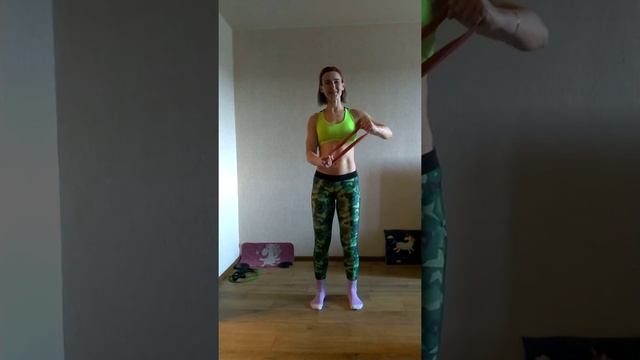 Тренировка рук для женщин. 3. Резинка. Arms workout for women. 3. Mini Band. Antrenament brate. смотреть онлайн