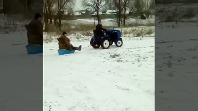 Трактор чувашпиллер годен во всём, чтоб пахать и чтоб отдыхать))) смотреть онлайн