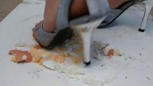 food crush in heels _ mature woman