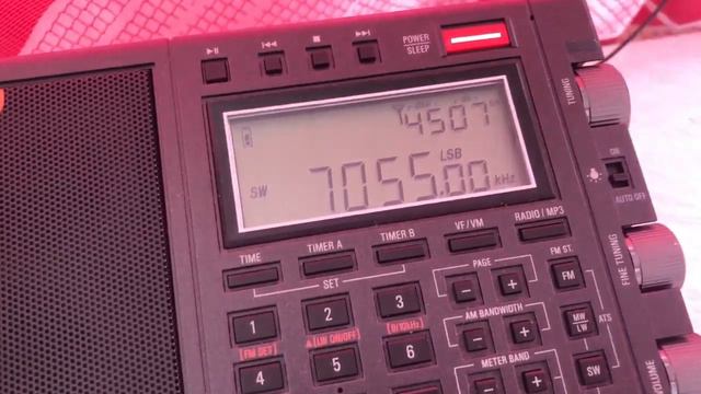 Радиолюбительский диапазон 40 метров, частота 7055 кГц, LSB - беседа радиолюбителей. смотреть онлайн