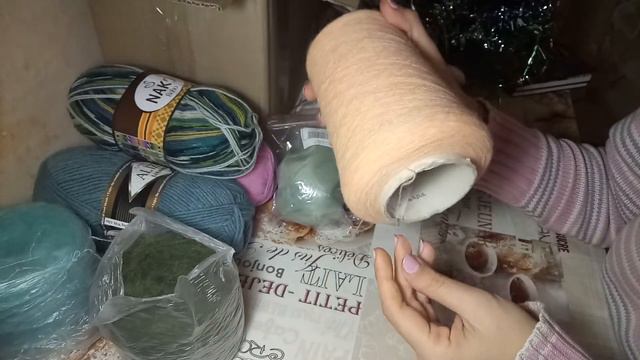 Посылка-подарок от подписчицы Эли/Что из этого буду вязать. Декабрь 2019 смотреть онлайн