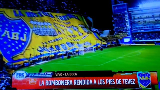 Presentación oficial de CARLOS TEVEZ en LA BOMBONERA , EXPLOTA смотреть онлайн