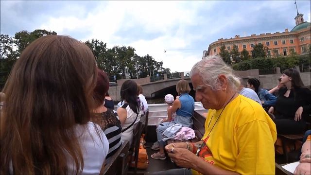 59. По рекам и каналам Санкт-Петербурга с семьёй. Дождя-то мы не ожидали... смотреть онлайн
