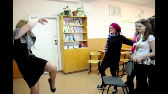 Поздравление классного руководителя с Днём Рождения. смотреть онлайн