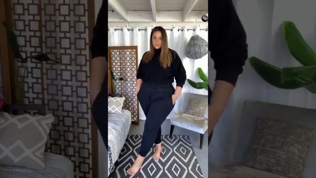 Erica Lauren🇱🇷,Curvy instaModel 2022💚💙♥️ смотреть онлайн