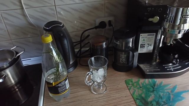 Готовим эспрессо  тоникосвежающий летний кофейный коктейль.