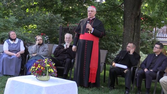 Cardinal Gerhard Mueller Visits Woodcrest Bruderhof смотреть онлайн