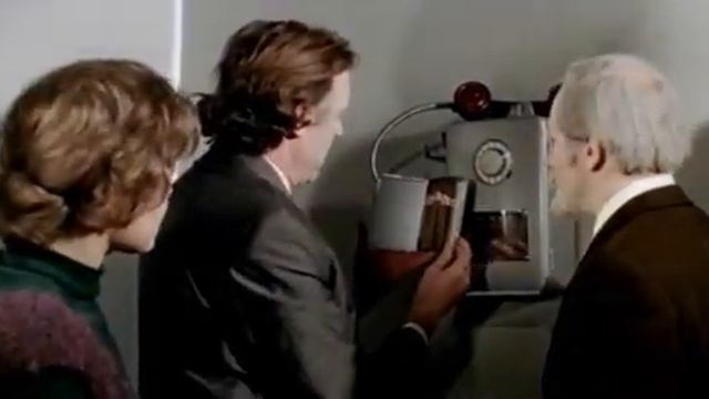 Отроки во Вселенной (1975)