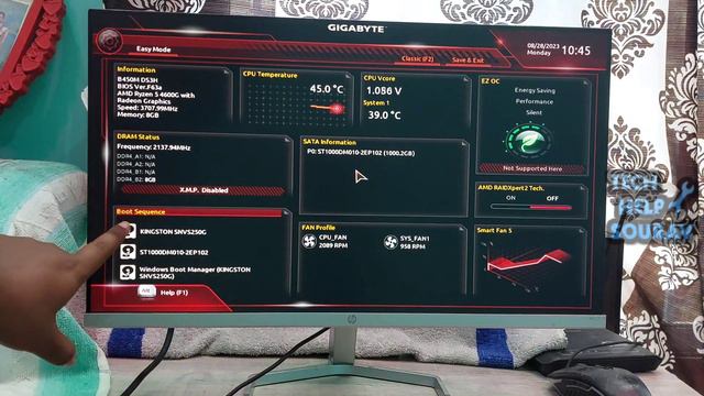 Fix - Computer Not Booting Up | Reboot and Select Proper Boot Device in Gigabyte Computer смотреть онлайн
