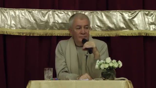 Хакимов. Почему раньше мясом питались только отбросы общества (млеччхи). смотреть онлайн