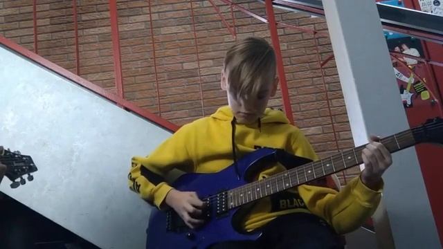 Javoronkin Mark - Zhavoronkin Mark, Electro Guitar, Kazan, RUS, 11 age (9-11 age group) смотреть онлайн