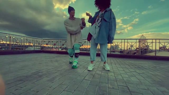 Реакция на клип NILETTO & Zivert Fly 2 смотреть онлайн