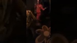 Таджички танцуют ШОККК