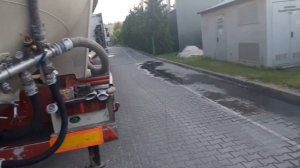 Разгрузка цистерны сухогруз
