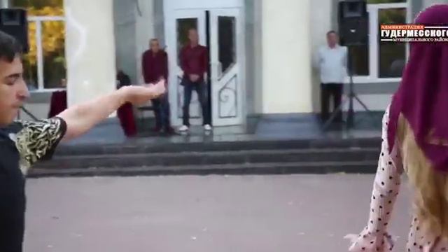 На площади ДДТ состоялось национальное мероприятие «Ловзар» смотреть онлайн