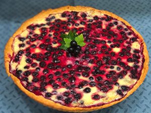 ПИРОГ С ЧЕРНОЙ СМОРОДИНОЙ. Очень Простой, но Такой Вкусный Пирог к Чаю.черн смород