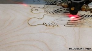 Работа лазерного ЧПУ станка по фанере