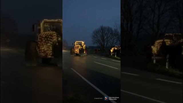 Вы должны это увидеть! Немецкие трактористы Зажигают !Скоро Рождество 🎄 смотреть онлайн