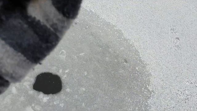 БЕЗМОТЫЛКА ГВОЗДЕКУБИК и ОКУНЁВАЯ ПРОВОДКА МОРМЫШКИ + БАЛАНСИРЫ зимняя рыбалка первый лёд Тольятти смотреть онлайн