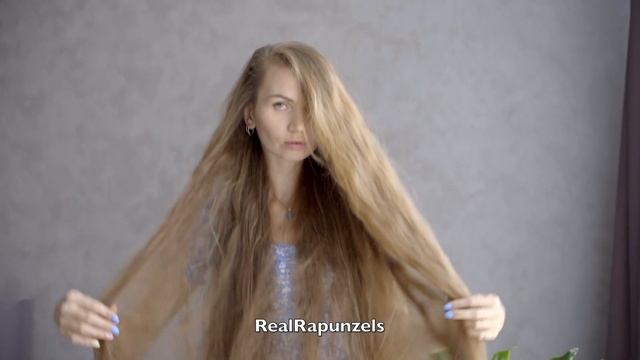 RealRapunzels | Beautiful Hair Play in The Morning (preview) смотреть онлайн