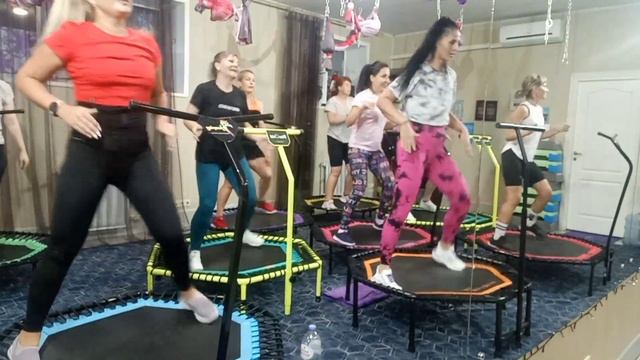 фитнес батут / trampoline mini fitness/ trampoline dance / dance fitness / фитнес танцы кардио смотреть онлайн