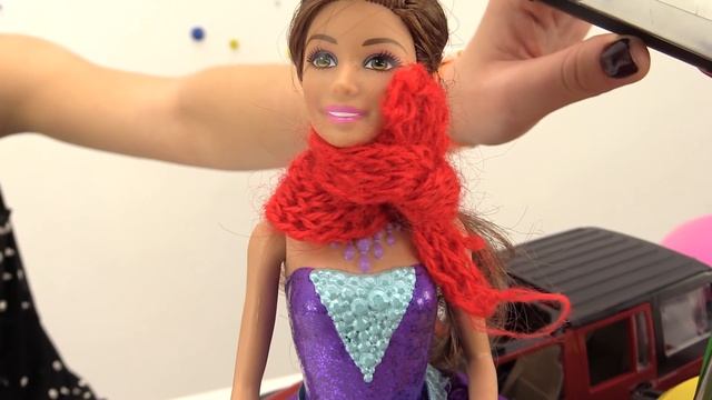 Кукла Барби выбирает между машиной и мотоциклом смотреть онлайн