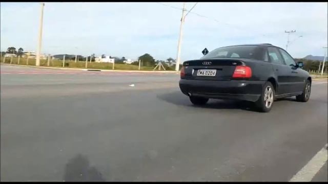 Audi A4 1.8 - 1996/1997 смотреть онлайн