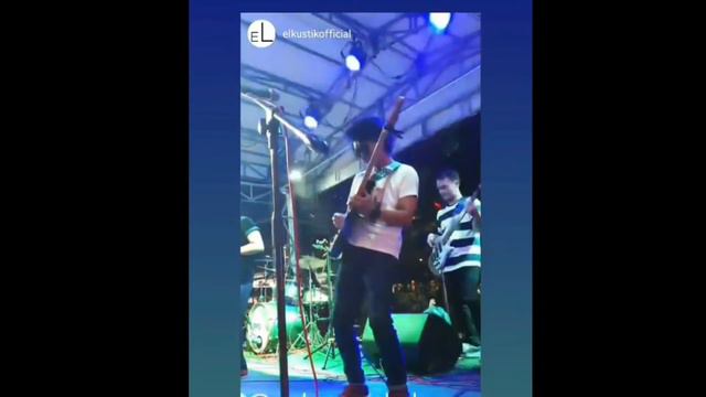 GUITAR SOLO WITH FENDER BLACKIE 95 CLAPTON SERIES смотреть онлайн