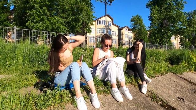 Девушки Дмитрова о любимом городе смотреть онлайн