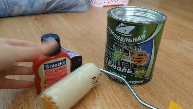 Переделка старого стола и полки/Как покрасить старую мебель/Красим старую парту смотреть онлайн
