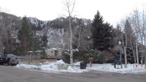 Aspen 4K - Hollywood's Ski Resort - Scenic Drive - USA