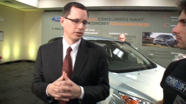 2013 Ford C-Max Energi First Look смотреть онлайн