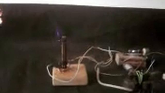 Разряд через бумагу Видео163 смотреть онлайн