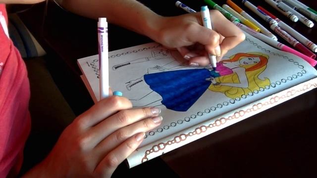 Раскраска Барби-мультик/Coloring Barbie cartoon смотреть онлайн