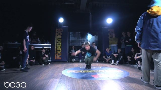 1/8 HIP-HOP 1vs1 Vikoks vs Полчеловека vs Цеплуха смотреть онлайн