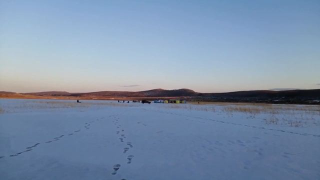В поисках карася на оз Малом смотреть онлайн