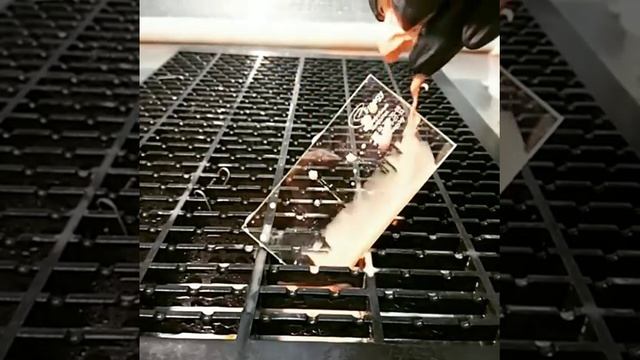 Грязеотталкивающие свойства олеофобного покрытия