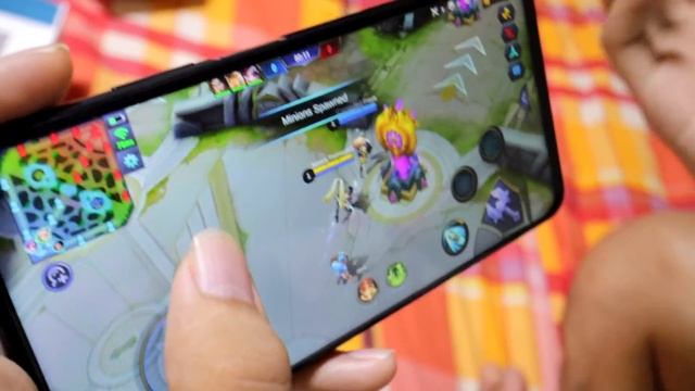Best GAMING Phone - Huawei Nova 5T смотреть онлайн