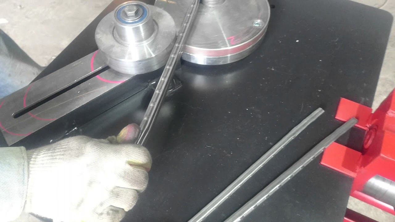 Изготовление завитков из декоративной профильной трубы.