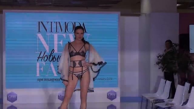 голые девушки