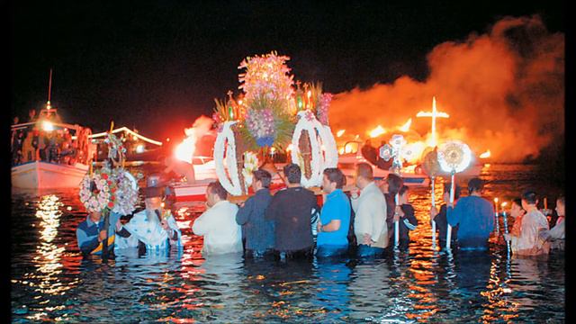Easter in Greece смотреть онлайн