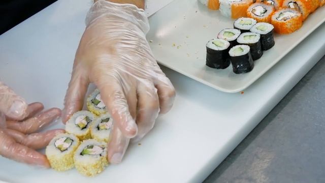 ОБЗОР НА СУШИWOK!!! ВЫГОДНО? ВКУСНО? Проверяем Акцию!!! смотреть онлайн