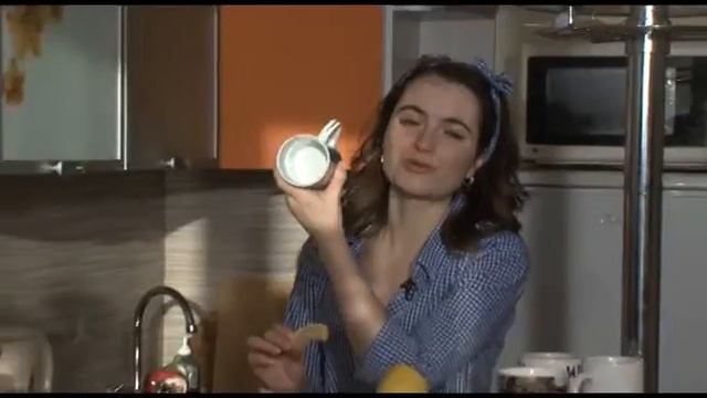 Домашние новости. Удаляем чайный налёт с кружек смотреть онлайн