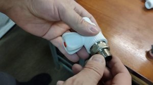 Биметаллический радиатор подготовка к установке в систему отопления. Как правильно наматывать лён?