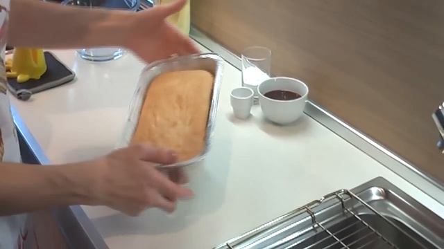 Бисквитное пирожное с вареньем видео рецепт. Книга о вкусной и здоровой пище смотреть онлайн