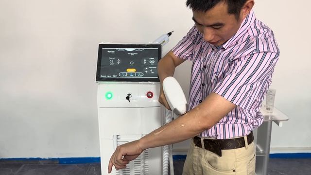 Обзор лазерного аппарата для удаления волос Soprano Titanium смотреть онлайн