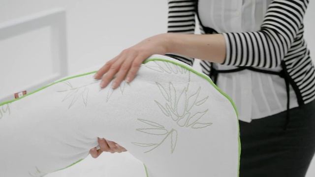 Наволочка для подушки «Бумеранг» из натурального волокна Bamboo Lux смотреть онлайн